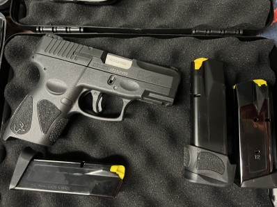 TAURUS G2C  *****PRESIDENTS DAY SALE !!!!***NO RESERVE NO CC FEES*******