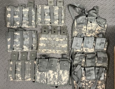 SURPLUS  Military MOLLE II  AMMO POUCHES**NO RESERVE**NO CC FEES****